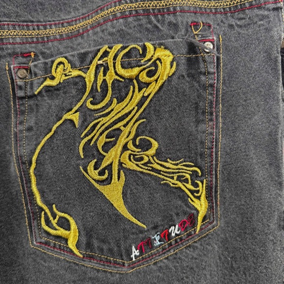 Attitude Jean Shorts Embroidered Logo Black Denim Mens Size 46 - Picture 5 of 8